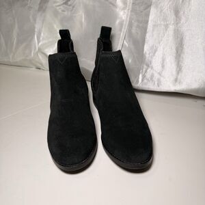 TOMS Women’s Black Ankle Boots Slip-On US 8.5Wide EU 39 Suede Nubuck
